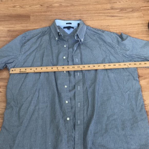 Tommy Hilfiger Slim Fit Button down Shirt Size 34-35 - Picture 4 of 5